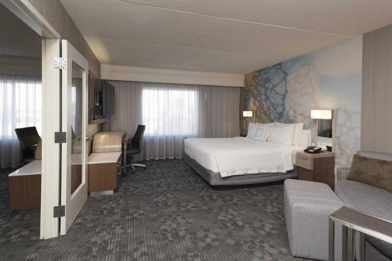 Courtyard By Marriott Toronto Vaughan Eksteriør billede