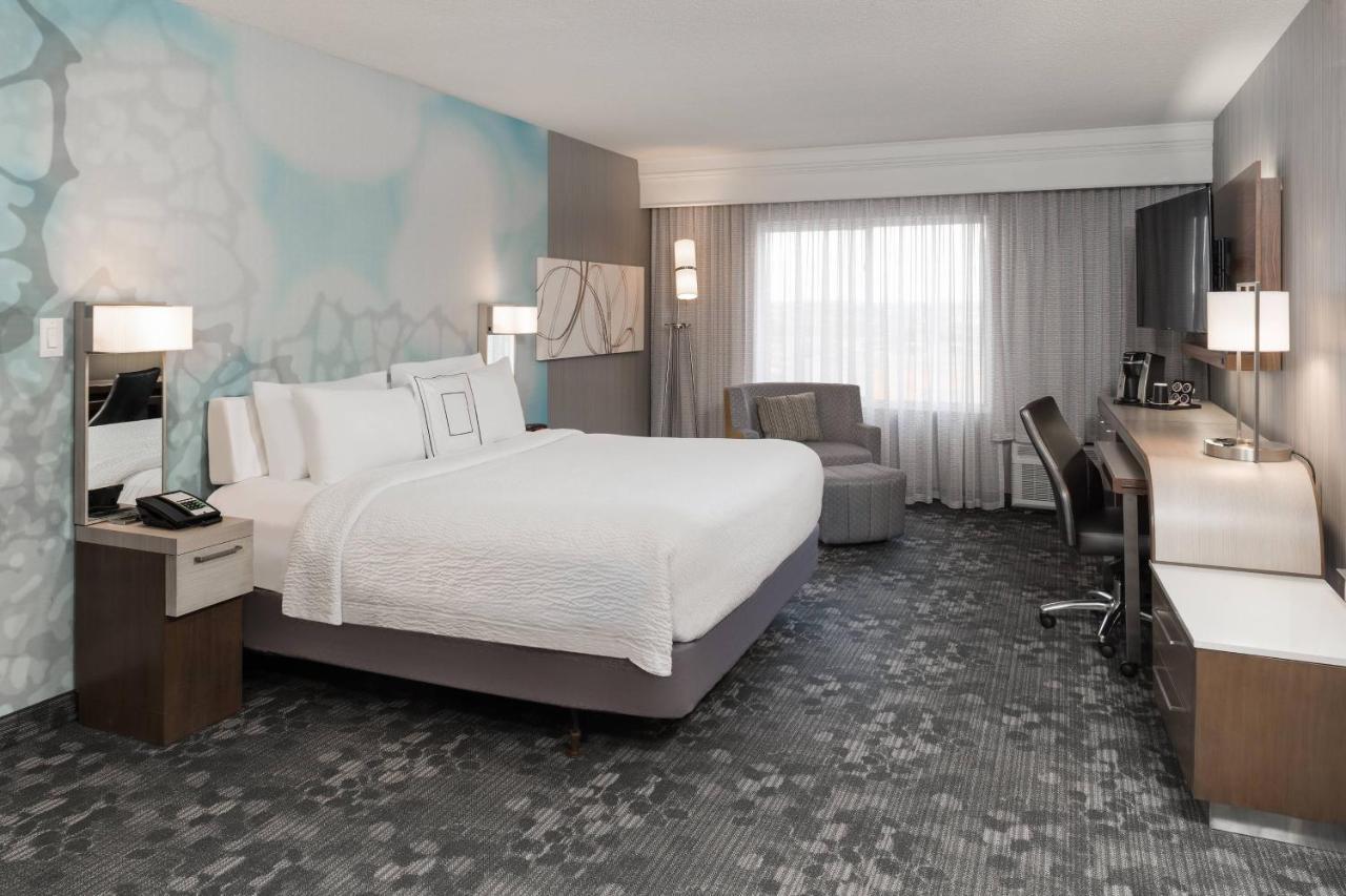 Courtyard By Marriott Toronto Vaughan Eksteriør billede
