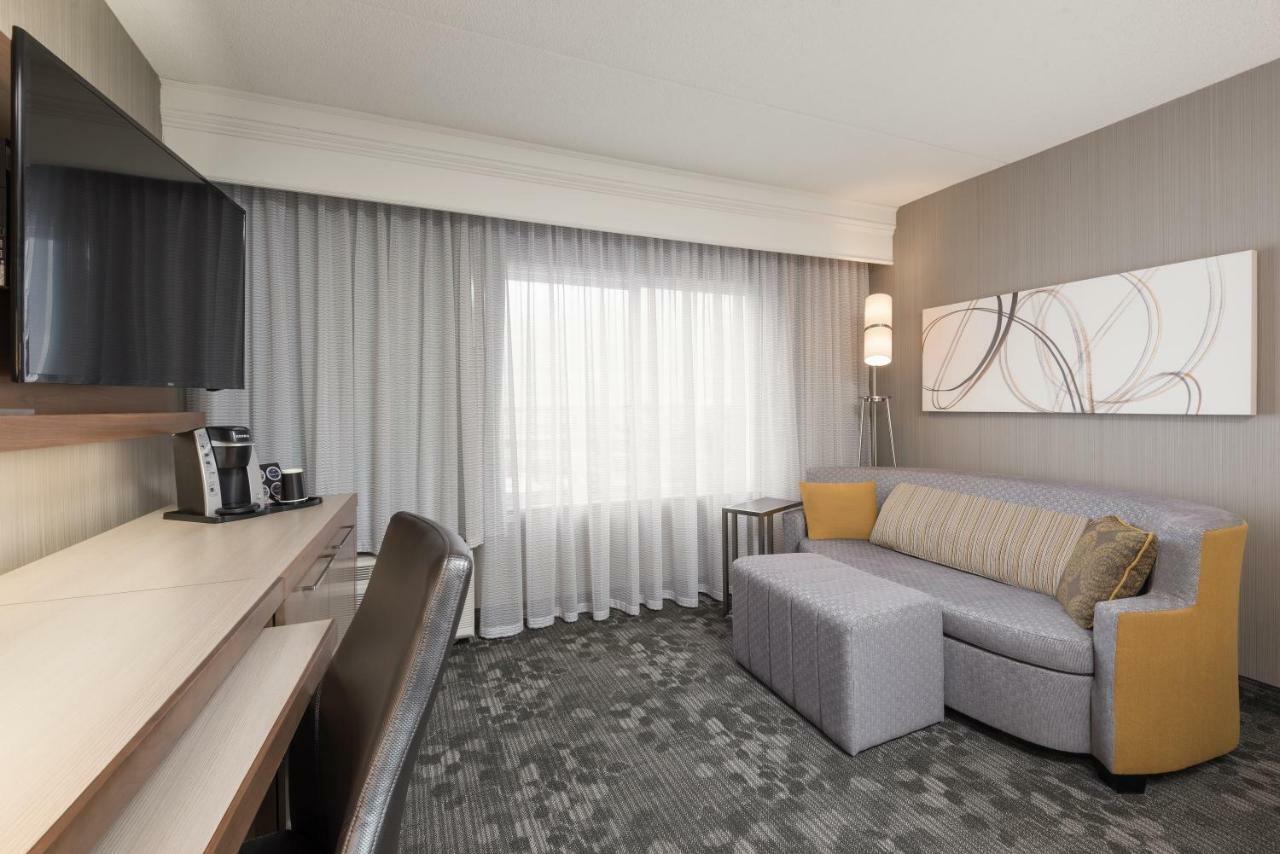 Courtyard By Marriott Toronto Vaughan Eksteriør billede